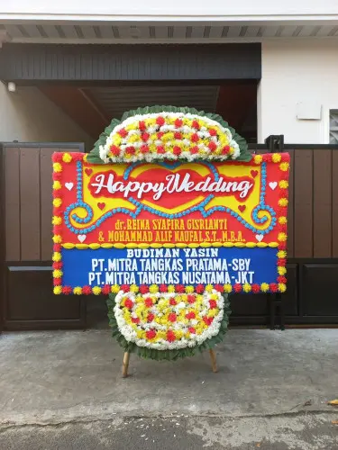 Papan Bunga Pernikahan gelgel